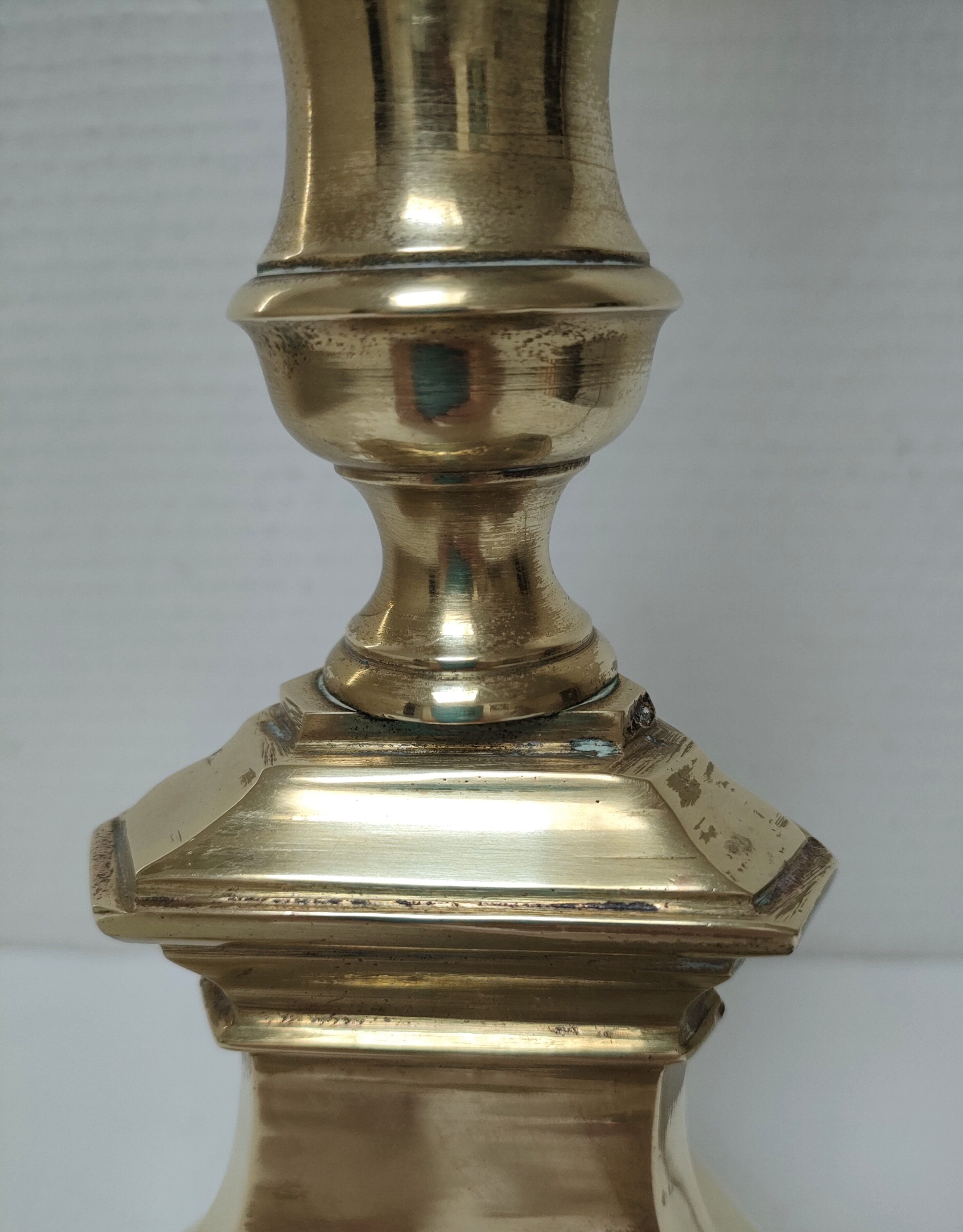 Pied de lampe bronze doré tripode hauteur 50 cm