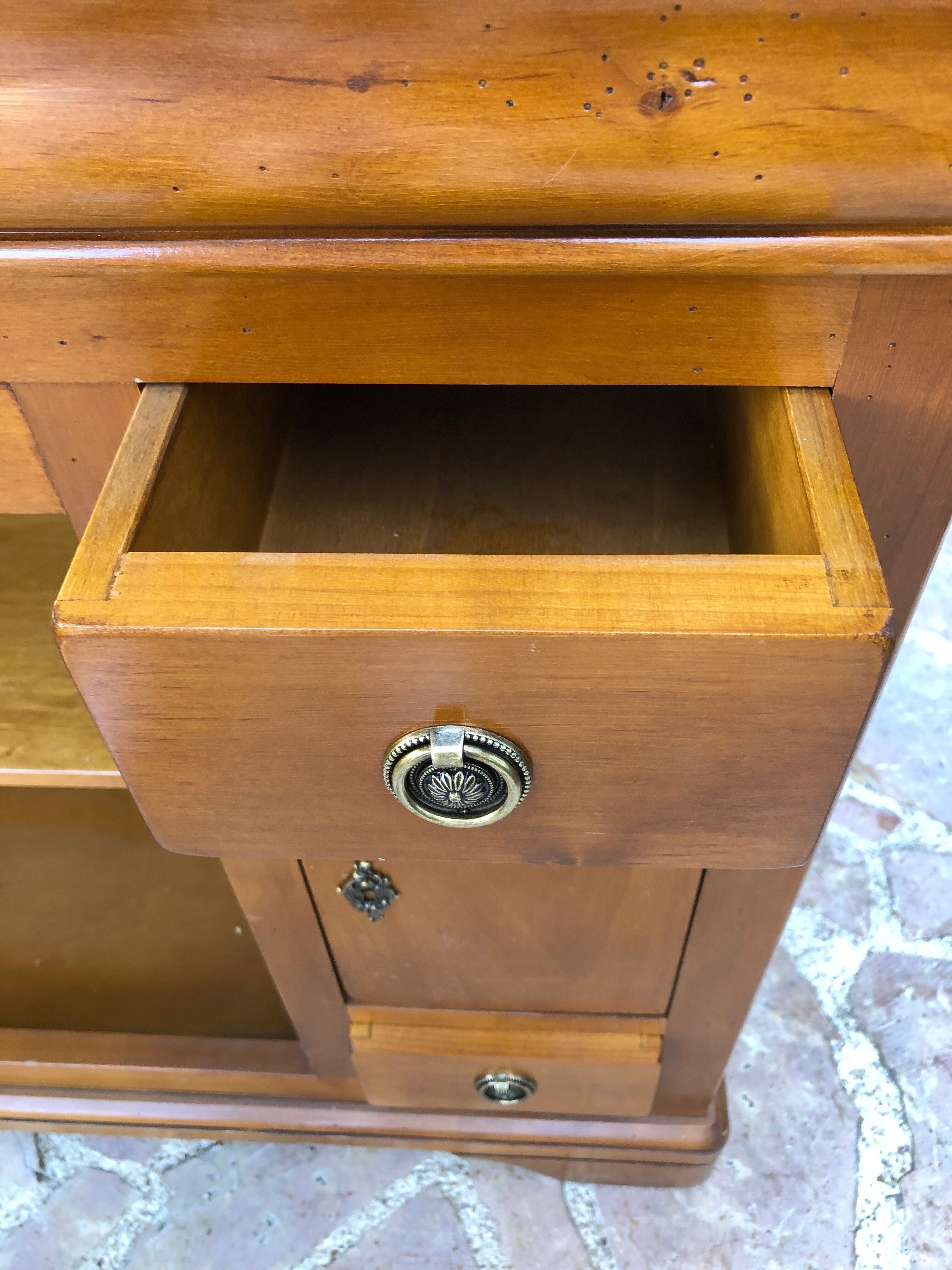 Entrance furniture, storage furniture