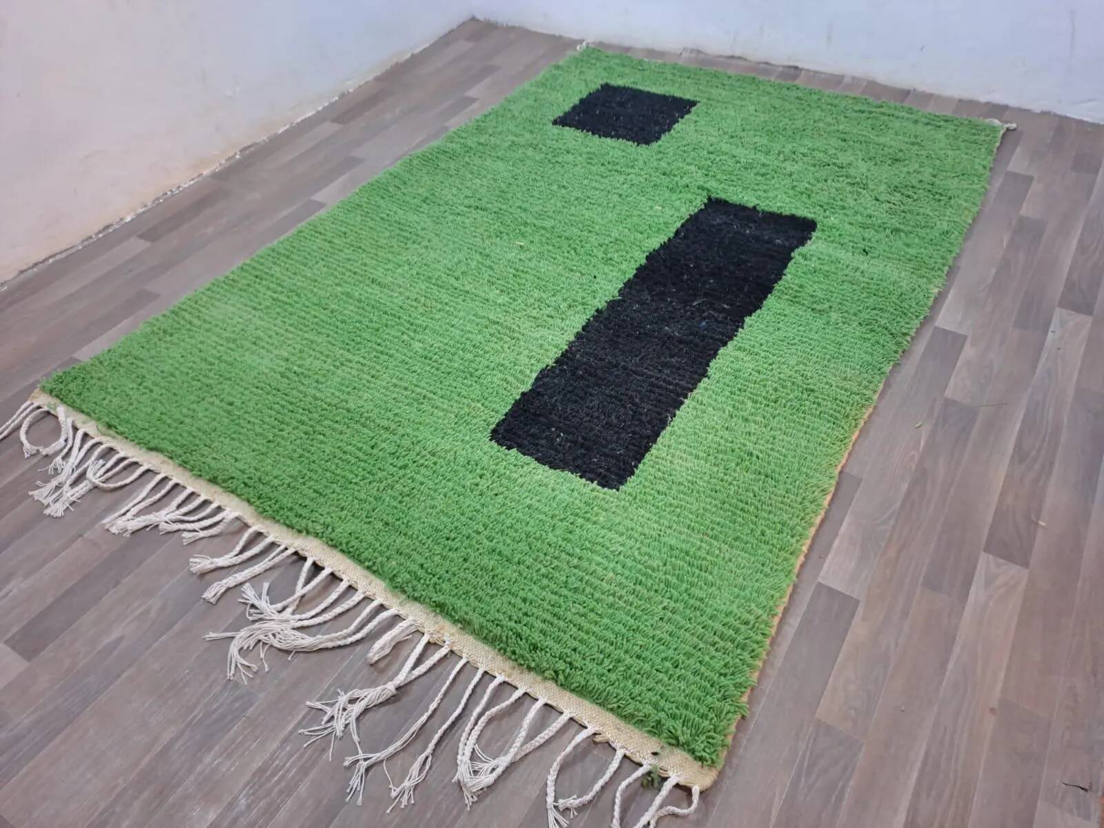 Handmade Berber rug in wool 2.5 x 1.5 m
