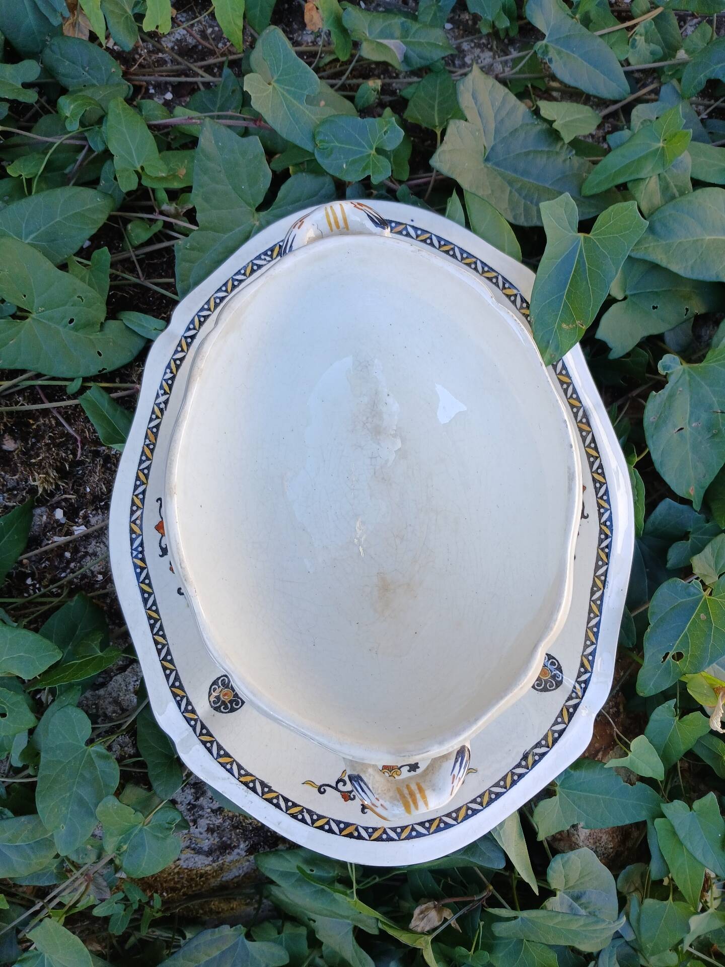 Saucière ancienne de Gien 