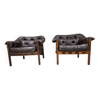 Paire de fauteuil vintage cuir Coja Suède 1960"