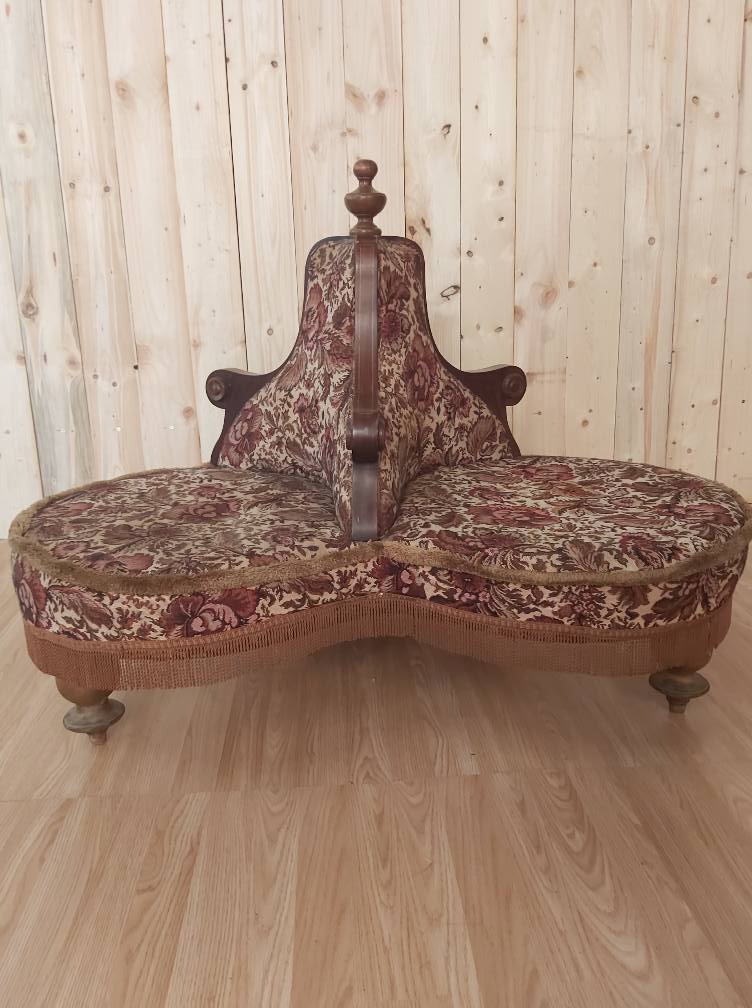 Old 3-seater terminal chair 19th century