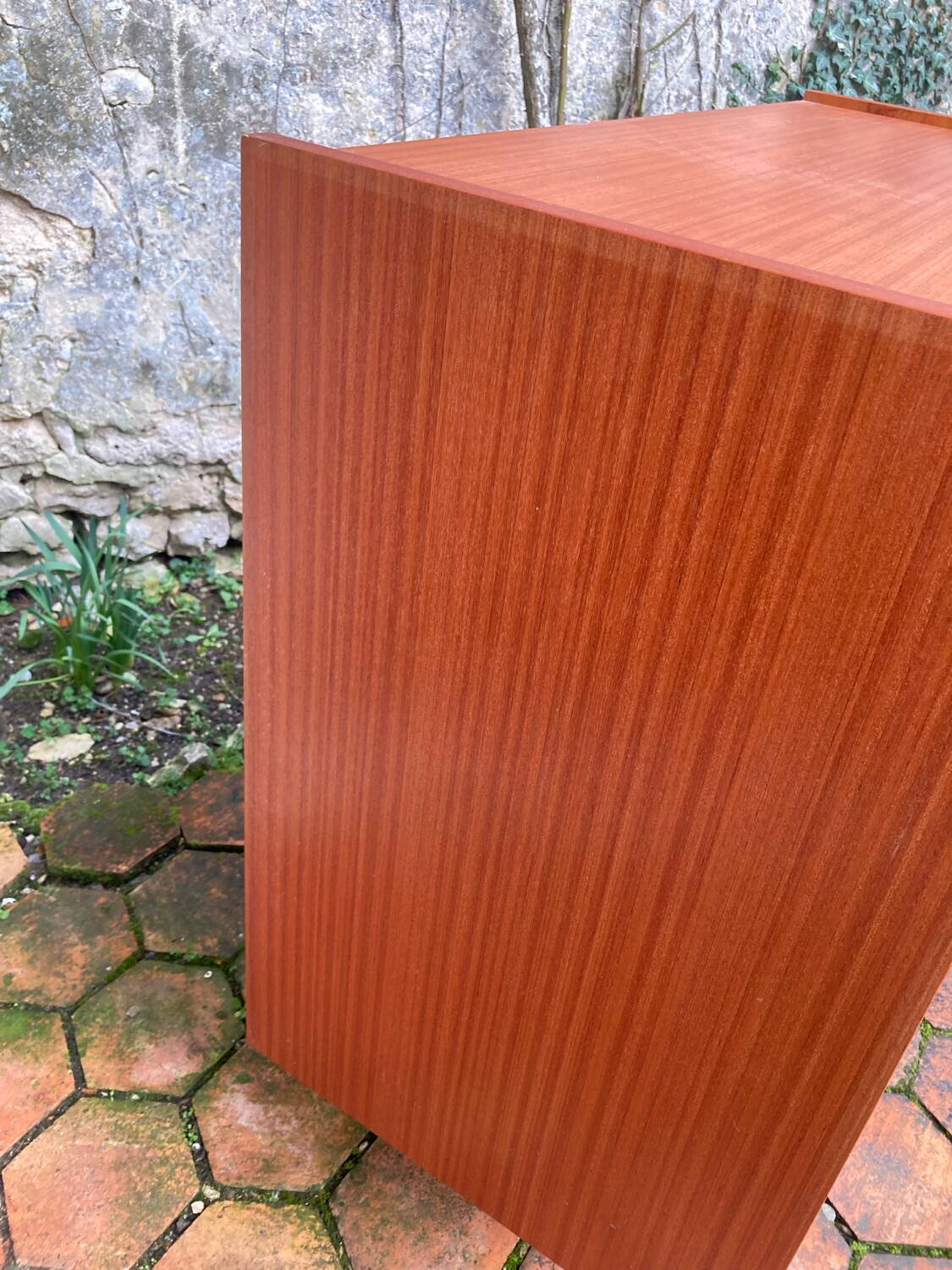 Vintage 1960s chest of drawers