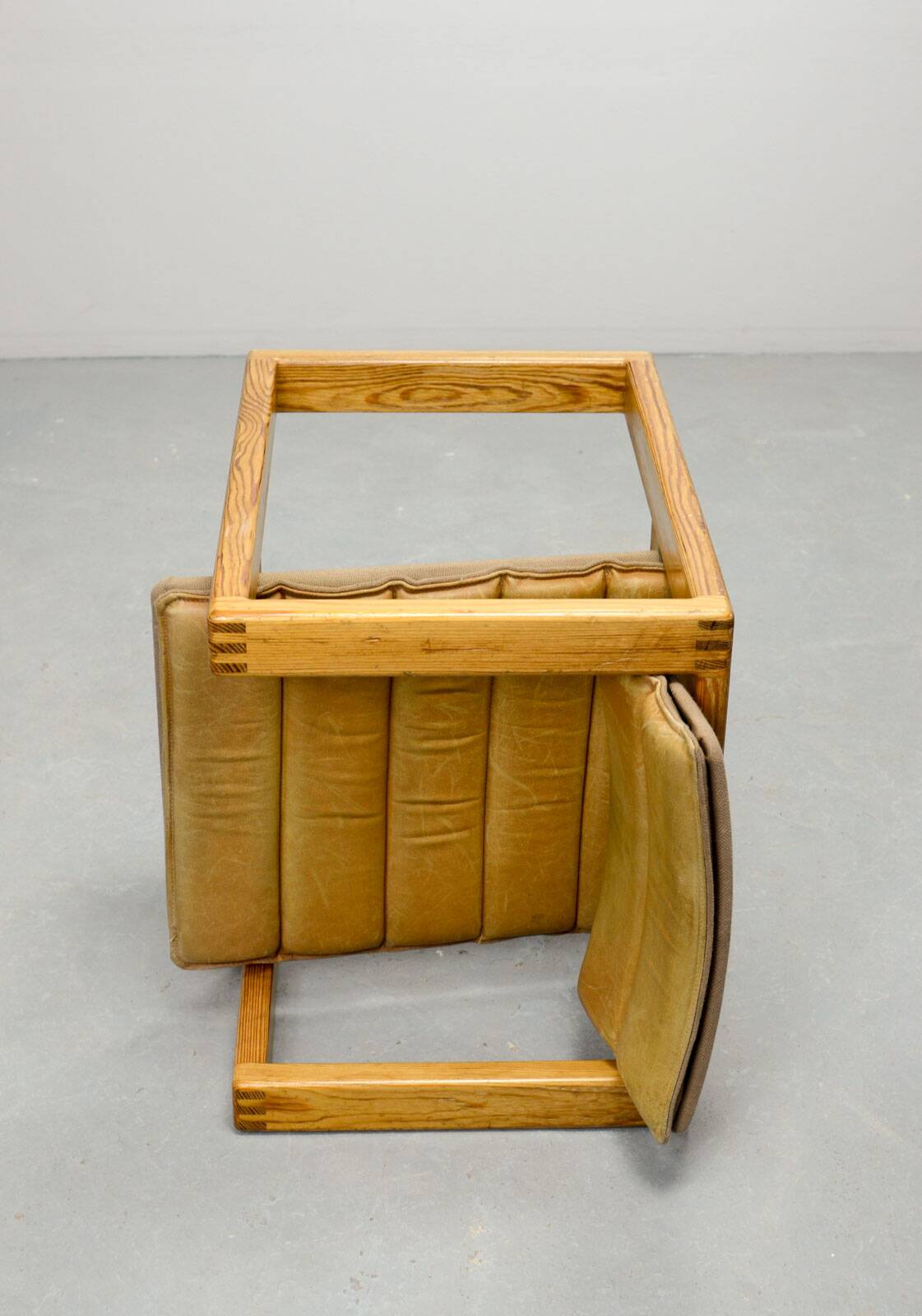 Set of Camel Leather Cubic Pinewood Side Chairs by Ate van Apeldoorn 1970s