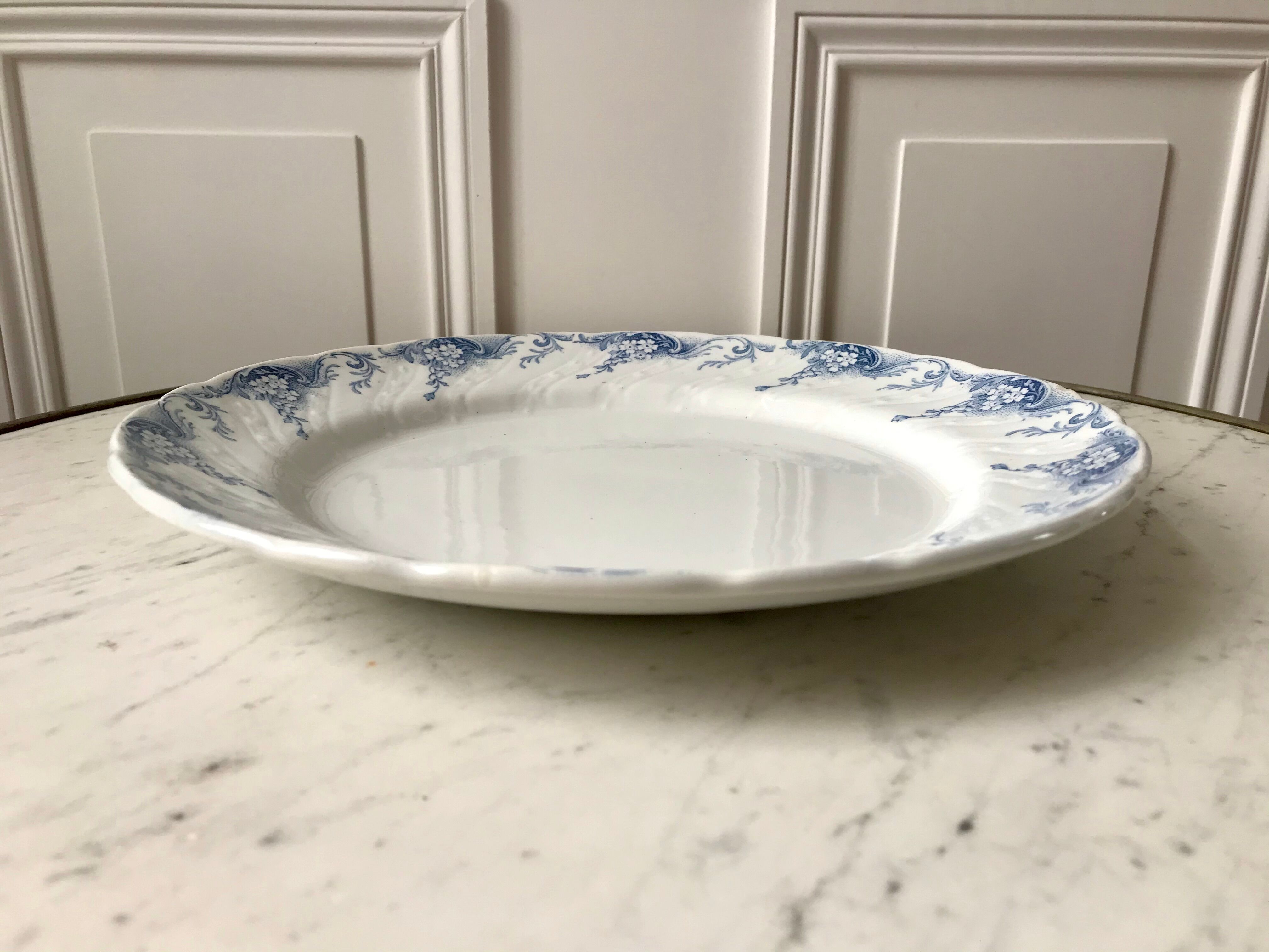 Round dish in Iron Earth K&G Lunéville model "Angèle" late 19th century