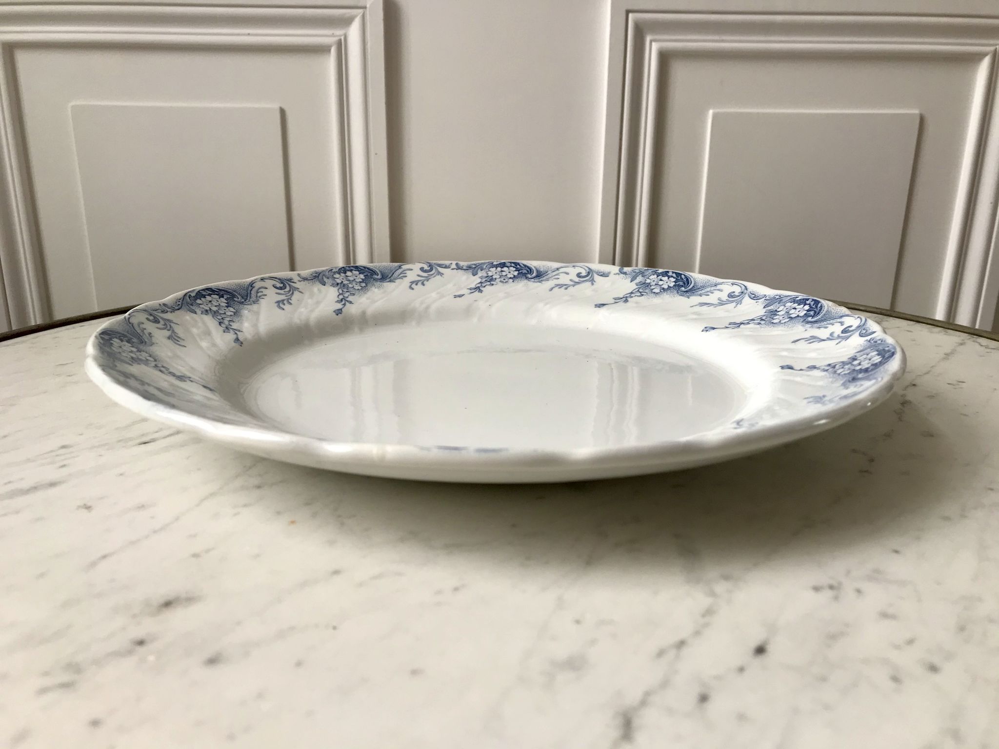Round dish in Iron Earth K&G Lunéville model "Angèle" late 19th century