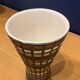 Vase de Roger Capron à décor de quadrillages