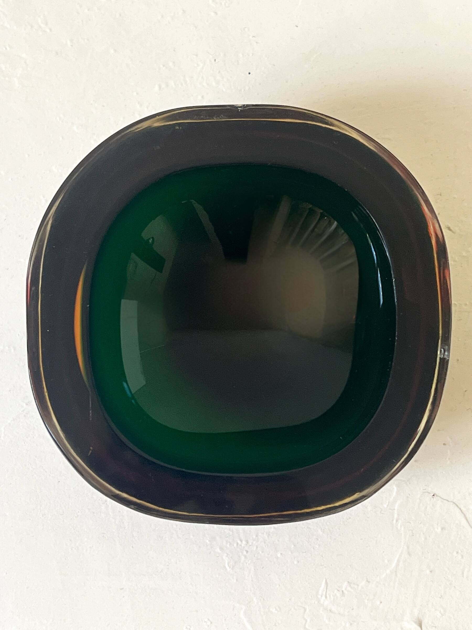 Large decorative bowl / ashtray designed in Murano glass, Italy 1970.