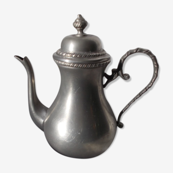 Tin teapot