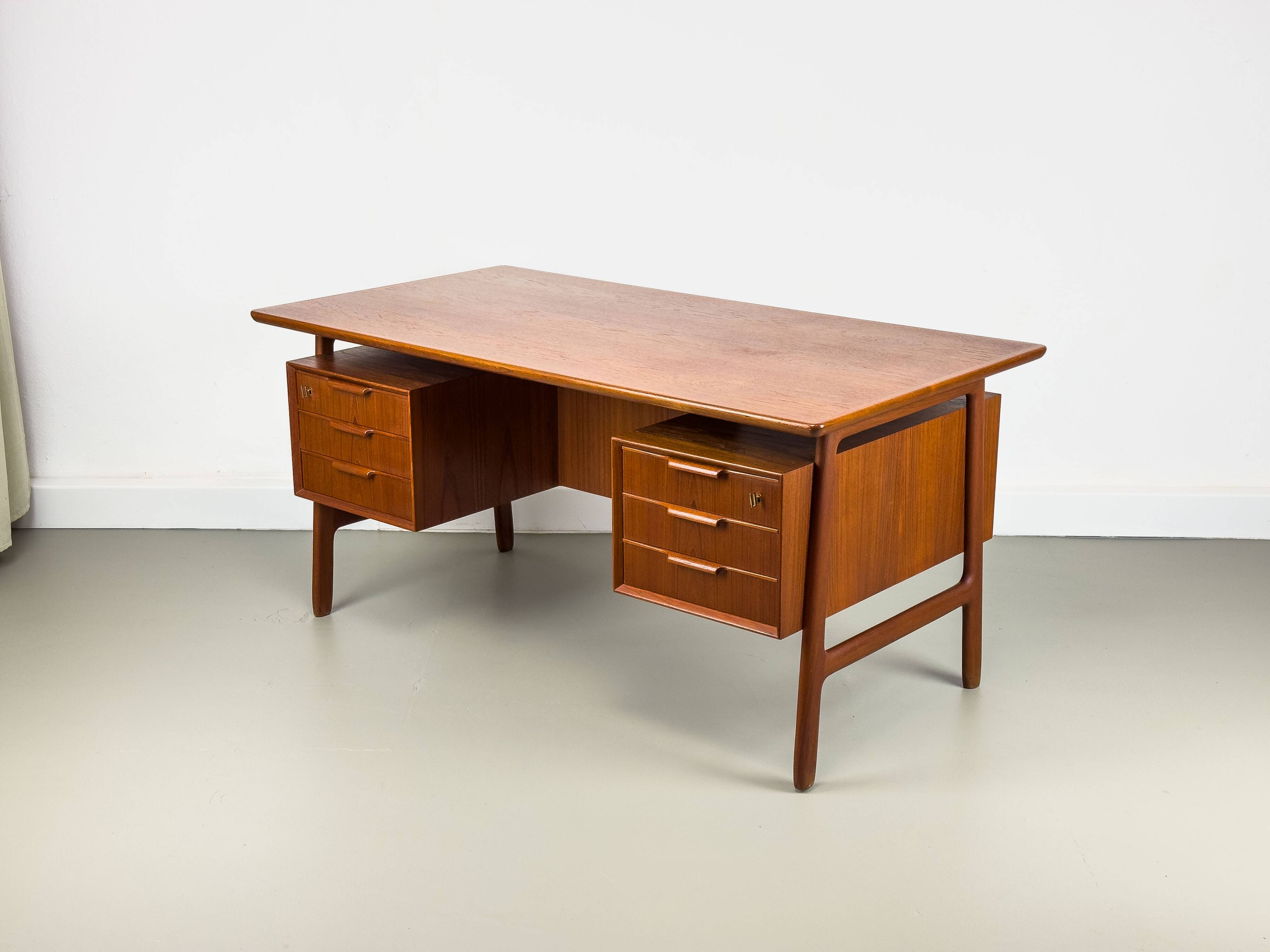 Omann Jun Model 75 Teak Desk, 1960s