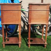 2 tables de chevets en bois massif