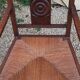6 chaises et deux fauteuils brutaliste