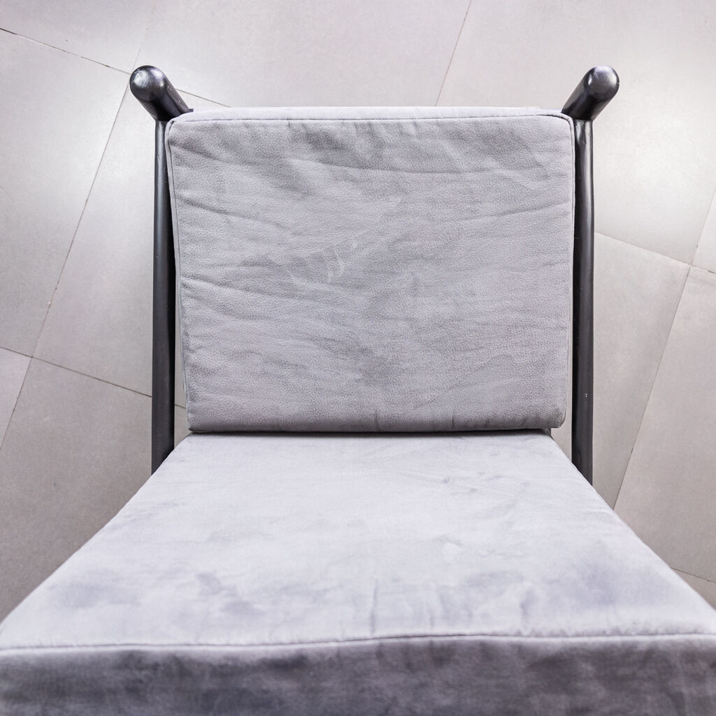 Pair armchairs black velvet 70