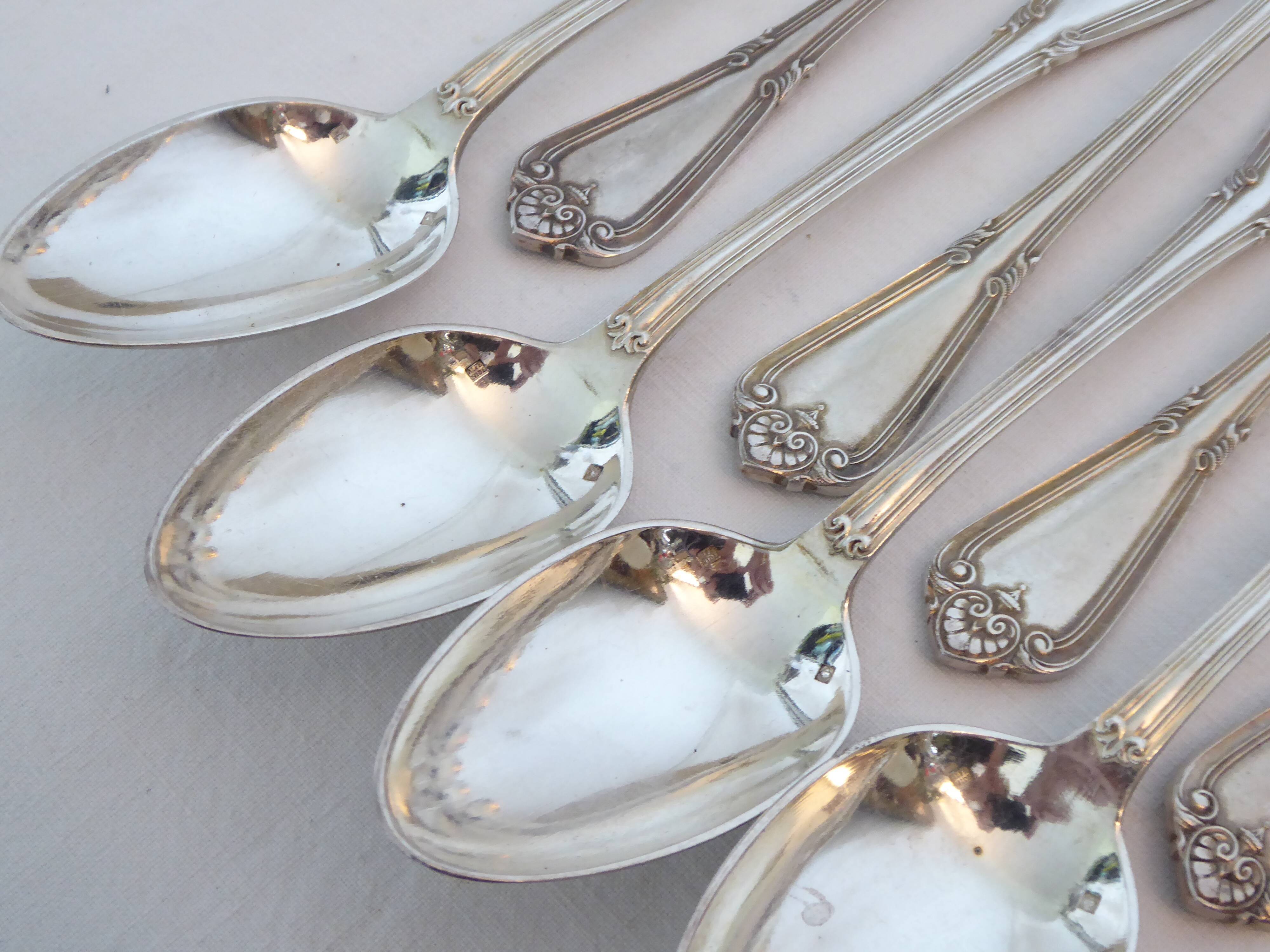 12 spoons in silver metal Alfénide