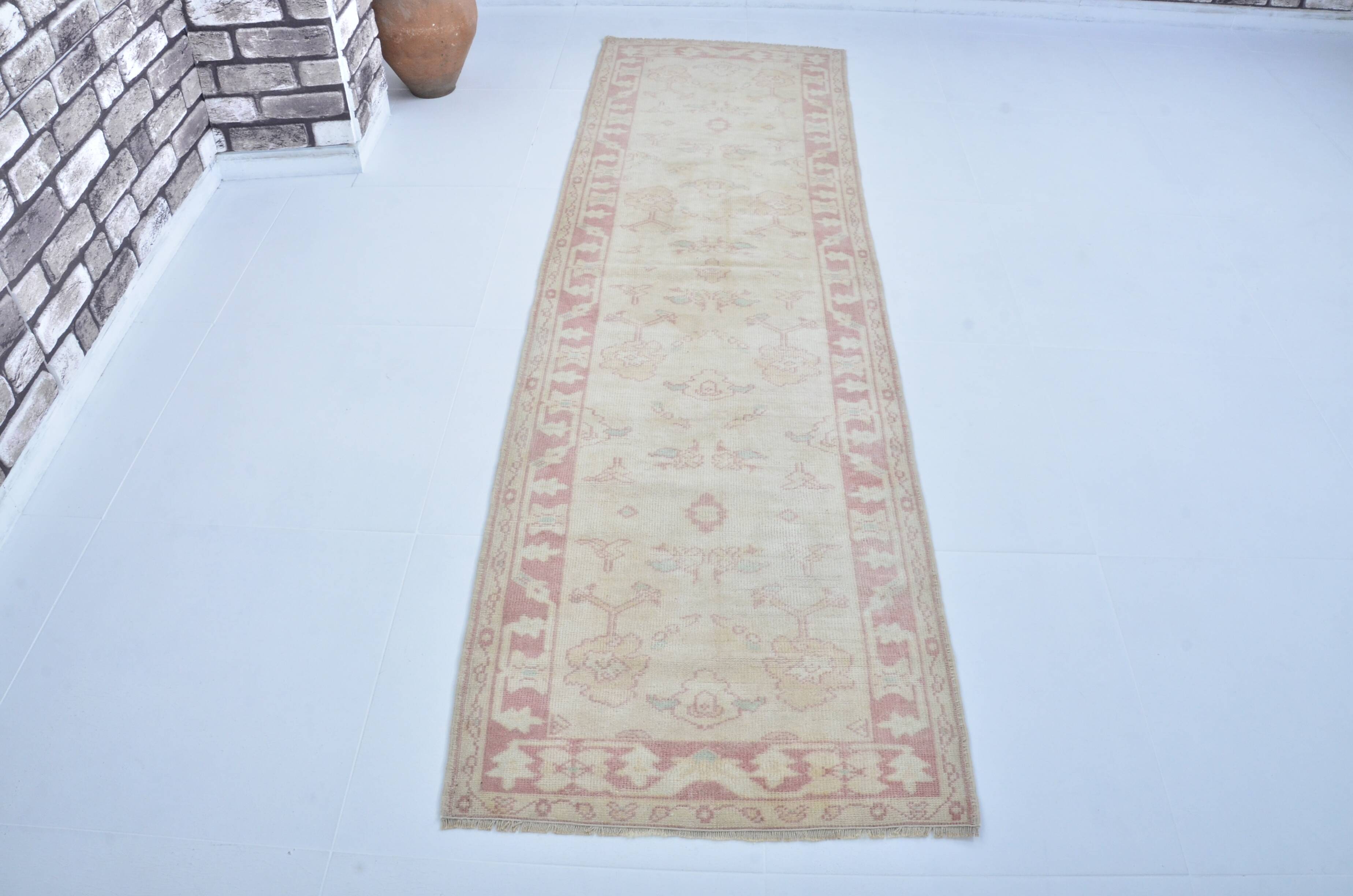 Hallway Antiqe Vintage Carpet sku 3417