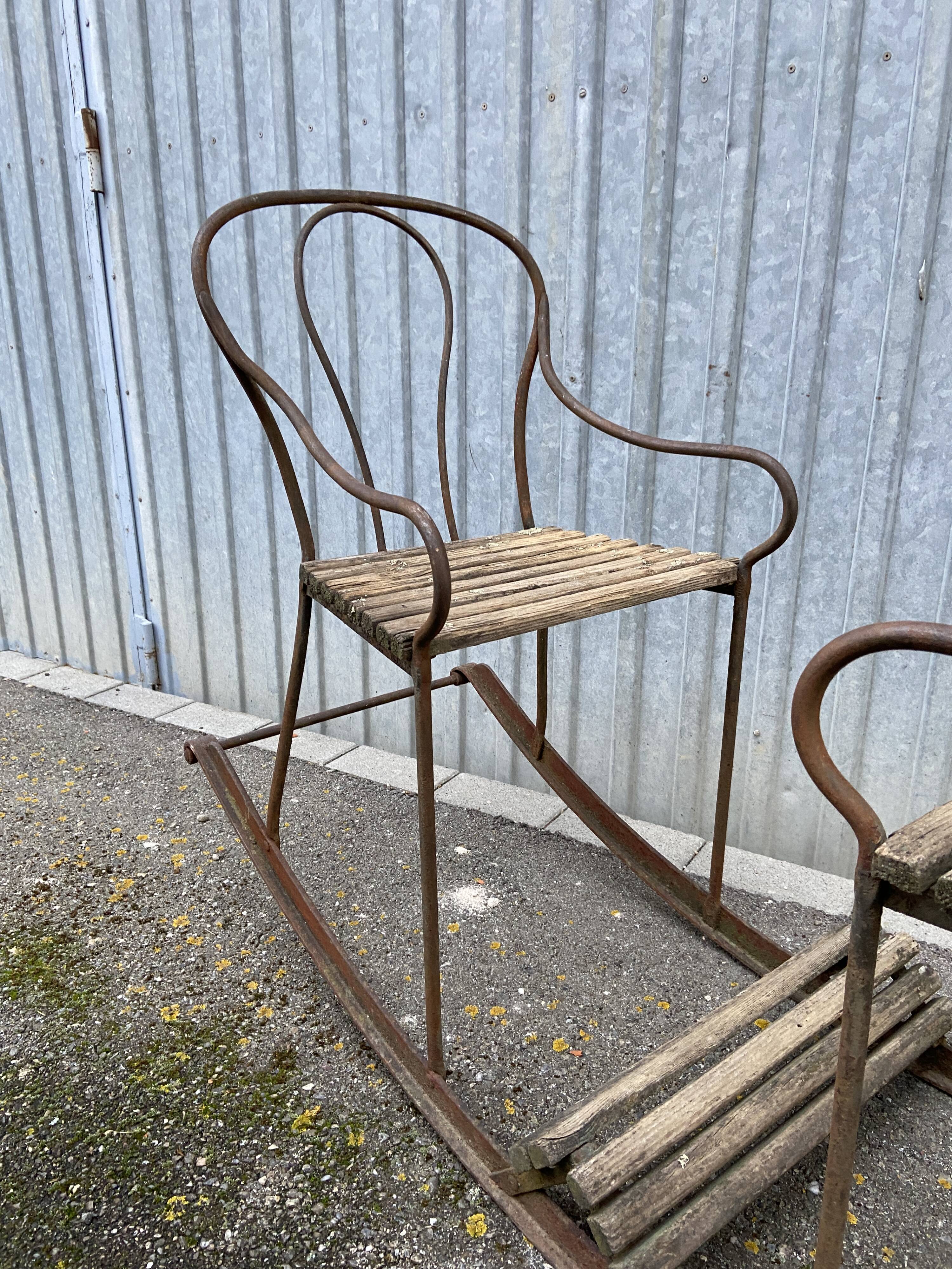 Double child swing old 1900