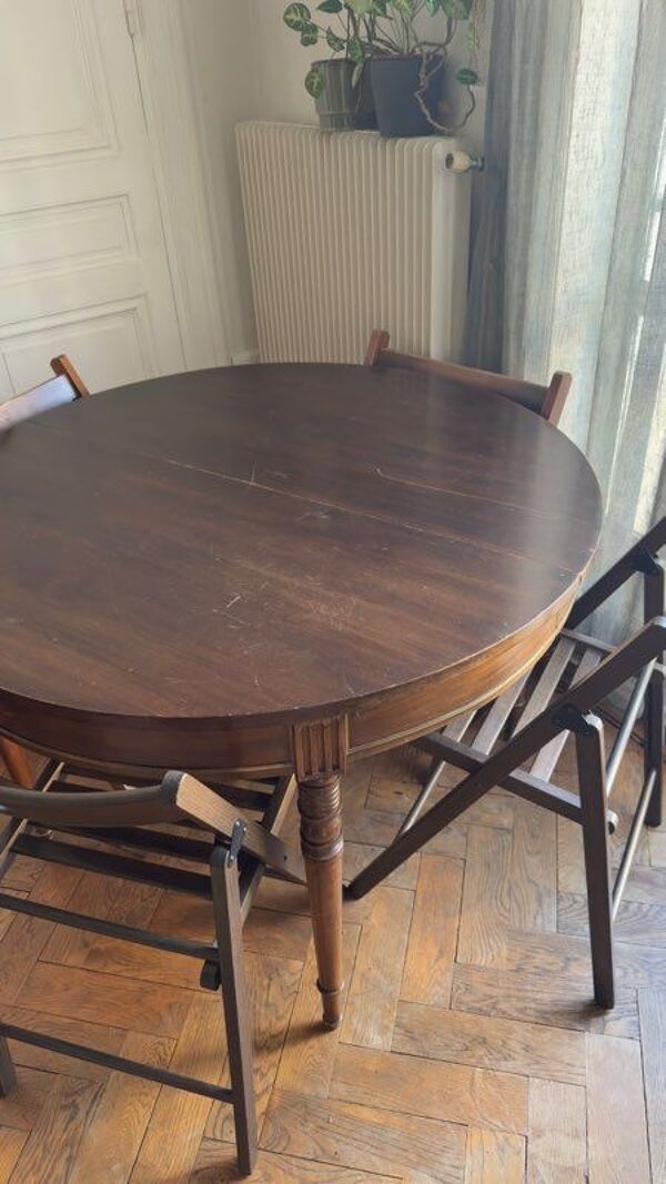 Table ronde ancienne en merisier à rallonges + 4 chaises