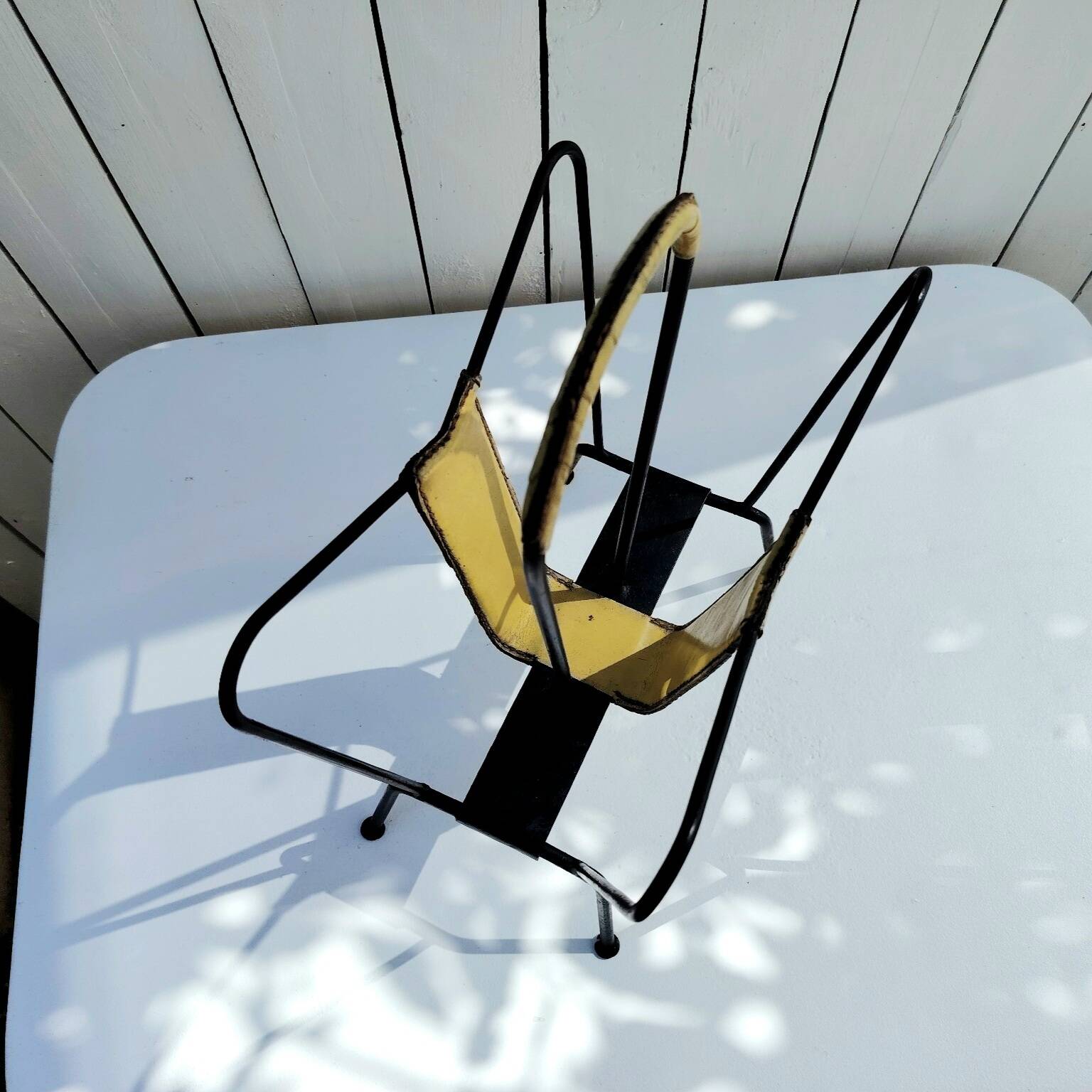Porte revues métal et cuir, Jacques Adnet, vintage