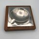 Cendrier design moderniste en bois et métal inox 16 x 16 cm