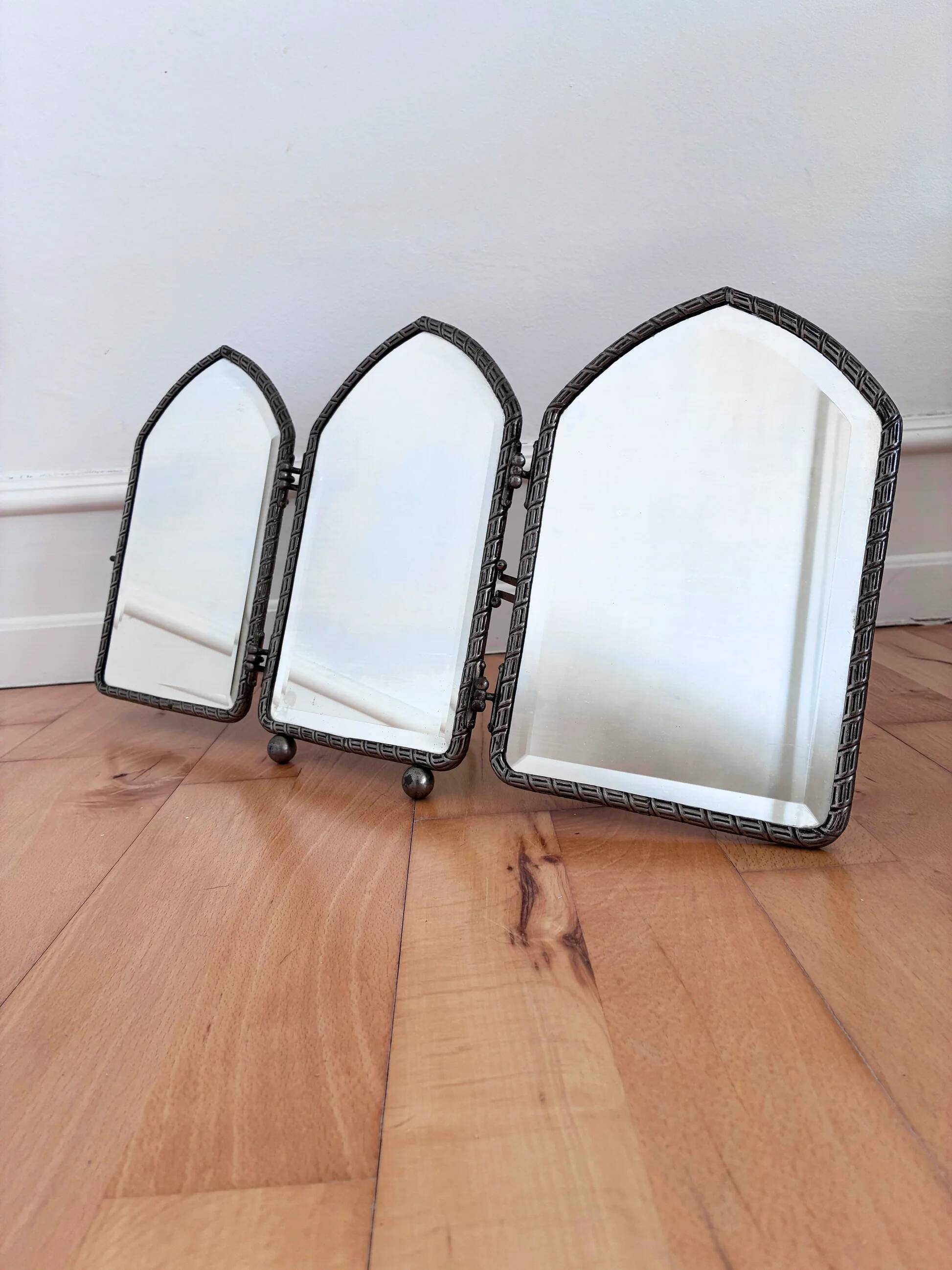 Art Deco tri-fold boudoir vanity mirror, English, 1920s