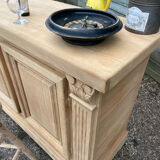 Bar / counter in raw wood