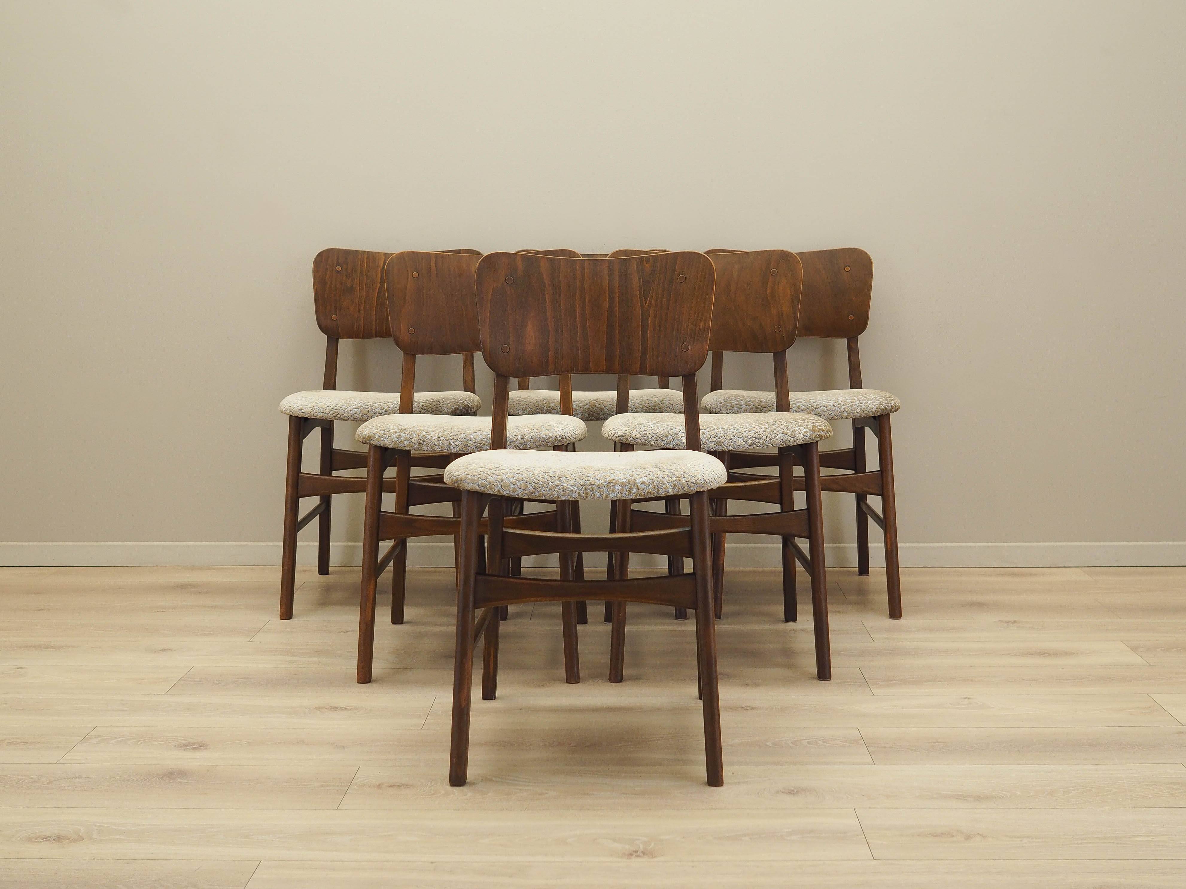Ensemble de six chaises, design danois, années 1960, fabriquées au Danemark.