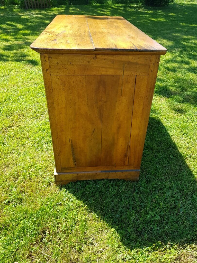 Commodity in walnut restoration era