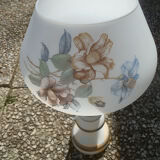 vase cornet opaline white