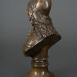 Bronze bust on shower stand XIXth representing Marianne Brown patina