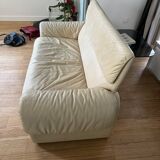 Settee sofa