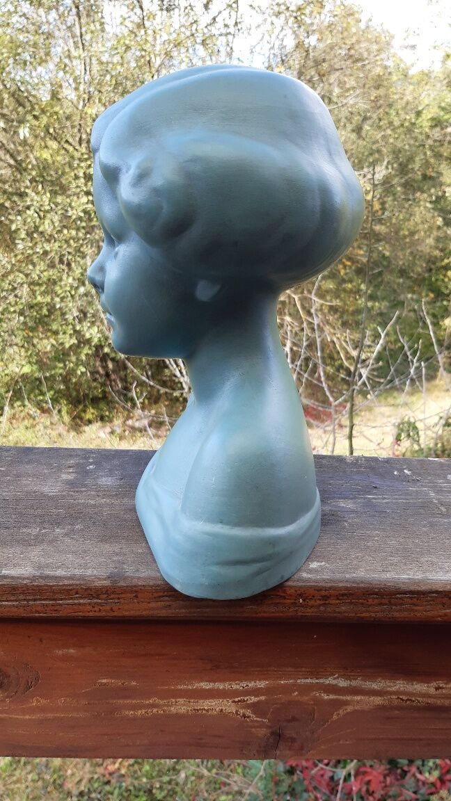 Ceramic bust Sarreguemines France