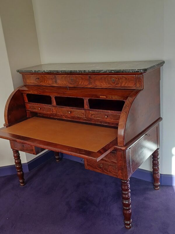 Bureau à cylindre en acajou époque Restoration