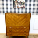 Scandinavian buffet secretary