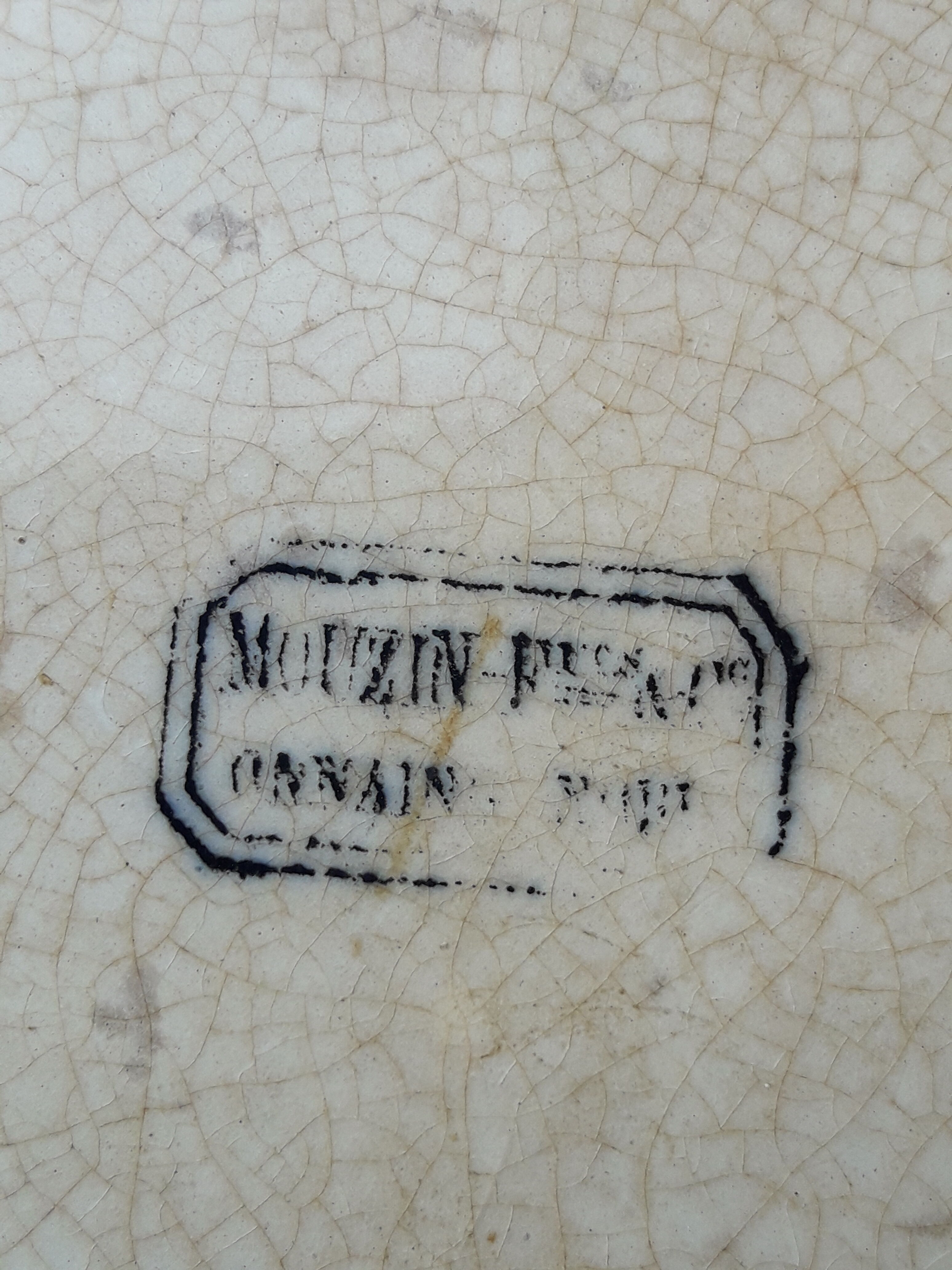 Onnaing Mouzin diam earthenware plate 21.5 cm