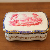 Porcelain box with 18th century Decoration Richard Ginori