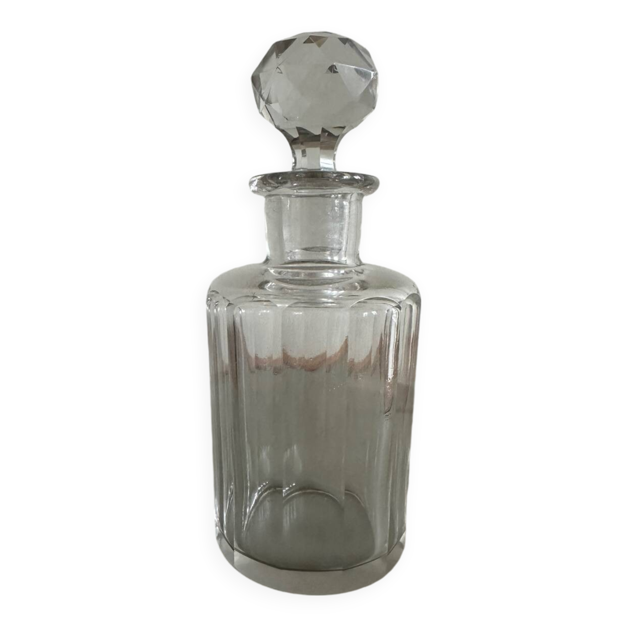 Glass bottle and its glass stopper