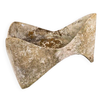 Tripod planter by Willy Guhl / rare