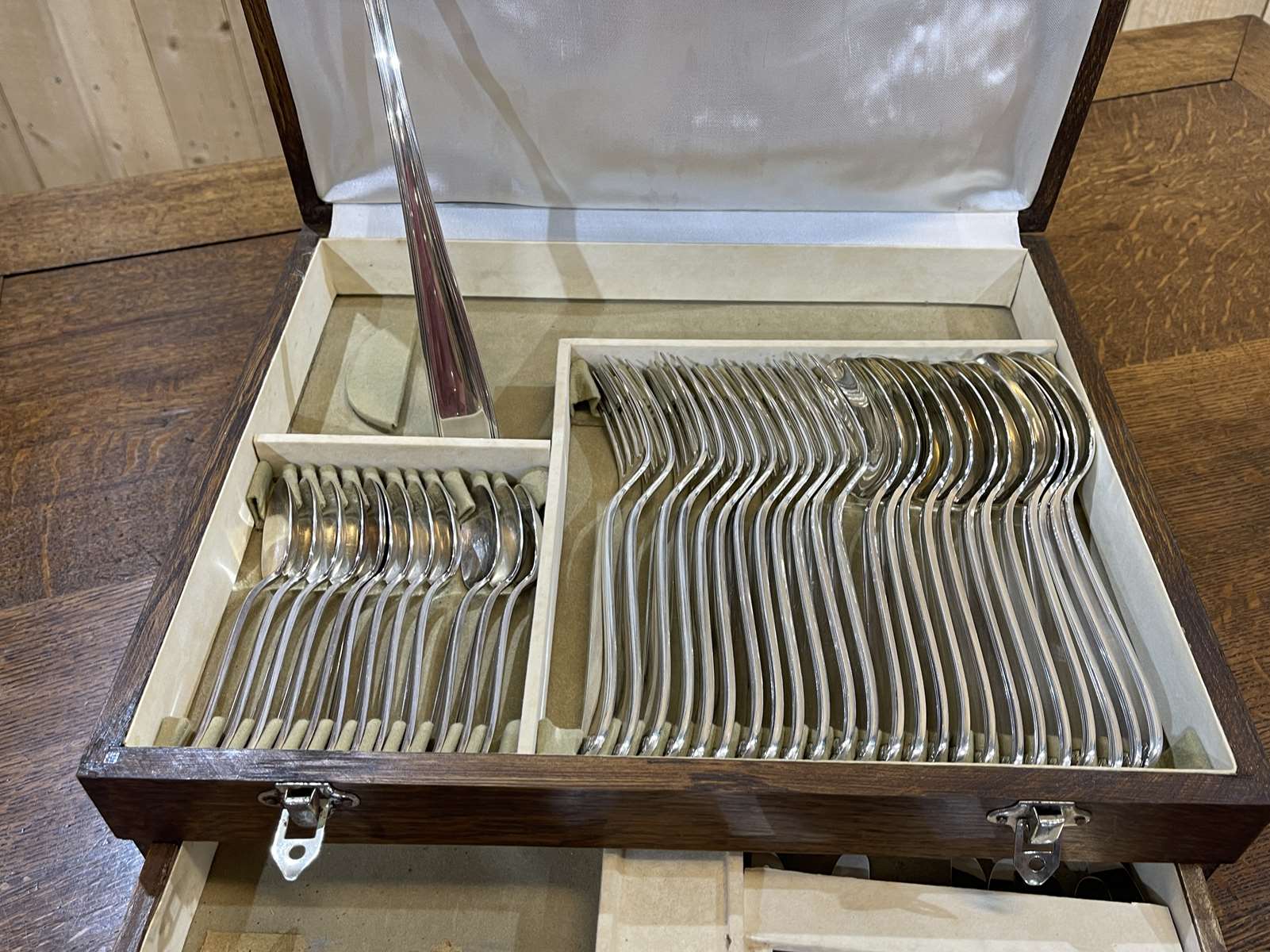 Housewife christofle shell model - 61 pieces