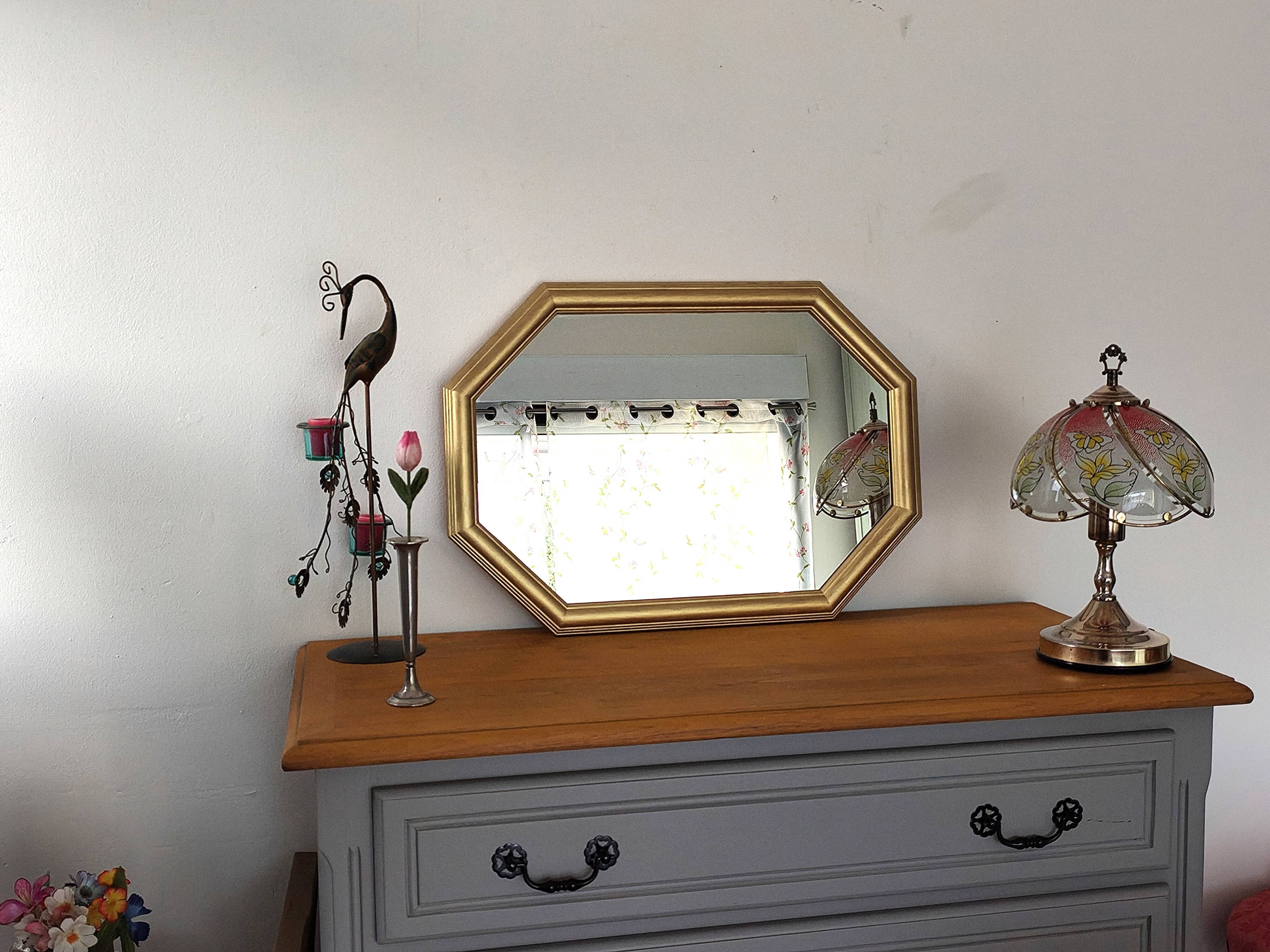 Golden octagonal mirror
