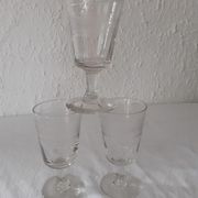 3 verres anciens bullés grand modèle à frises début xxième