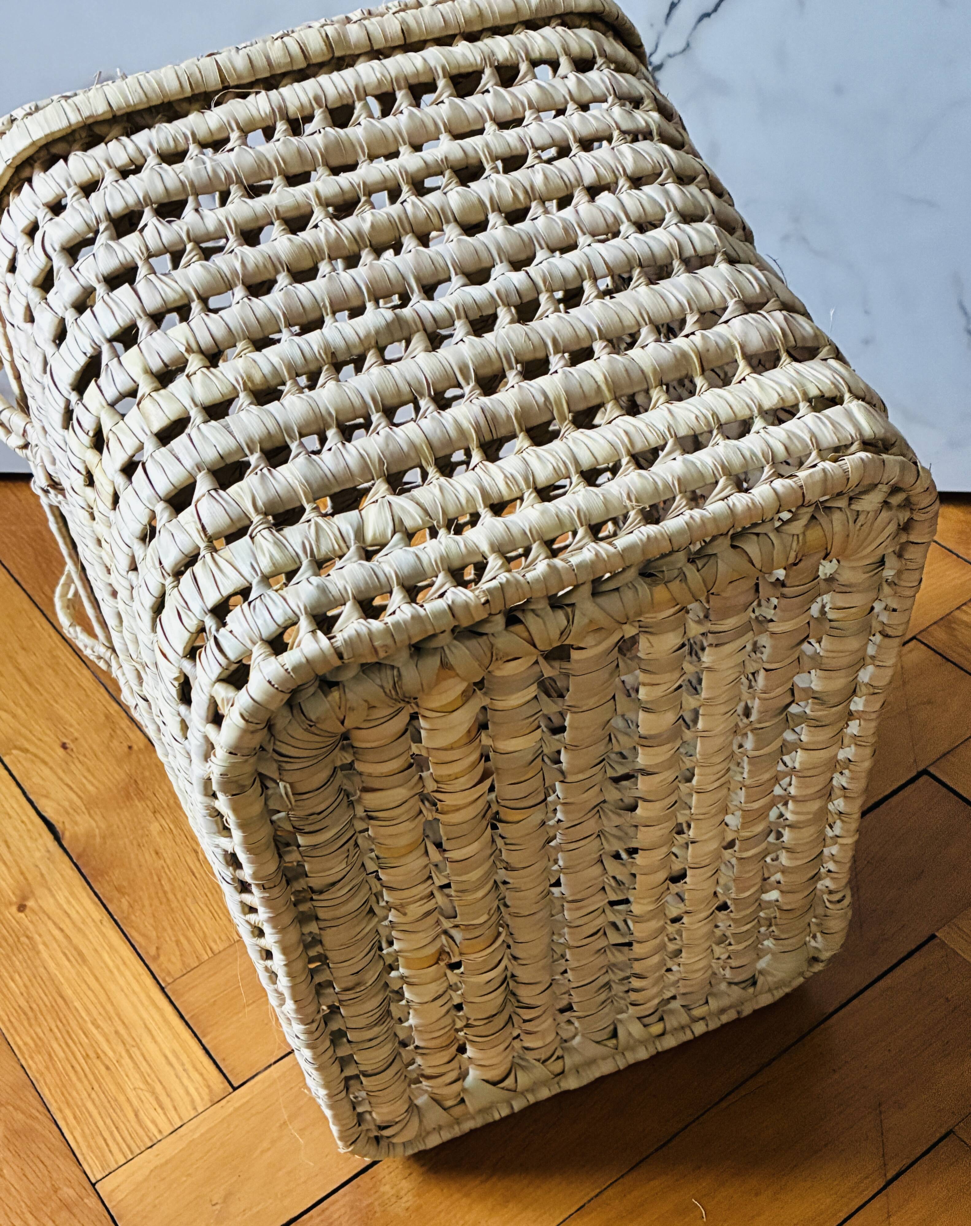 Fiber storage trunk or chest
