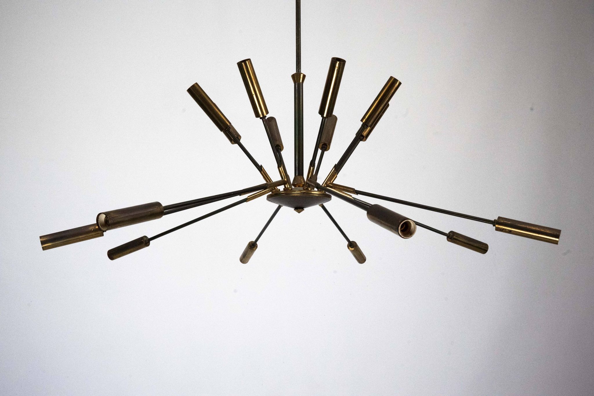 Rare Stilnovo 16-Arm Brass Sputnik Chandelier – 92 cm Diameter – Italy, 195