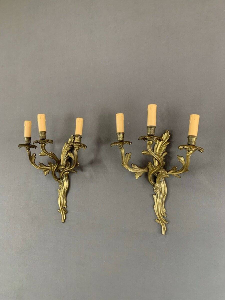 Paire d’appliques murales en bronze, XIXème siècle