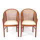 Paire de fauteuils en cannage