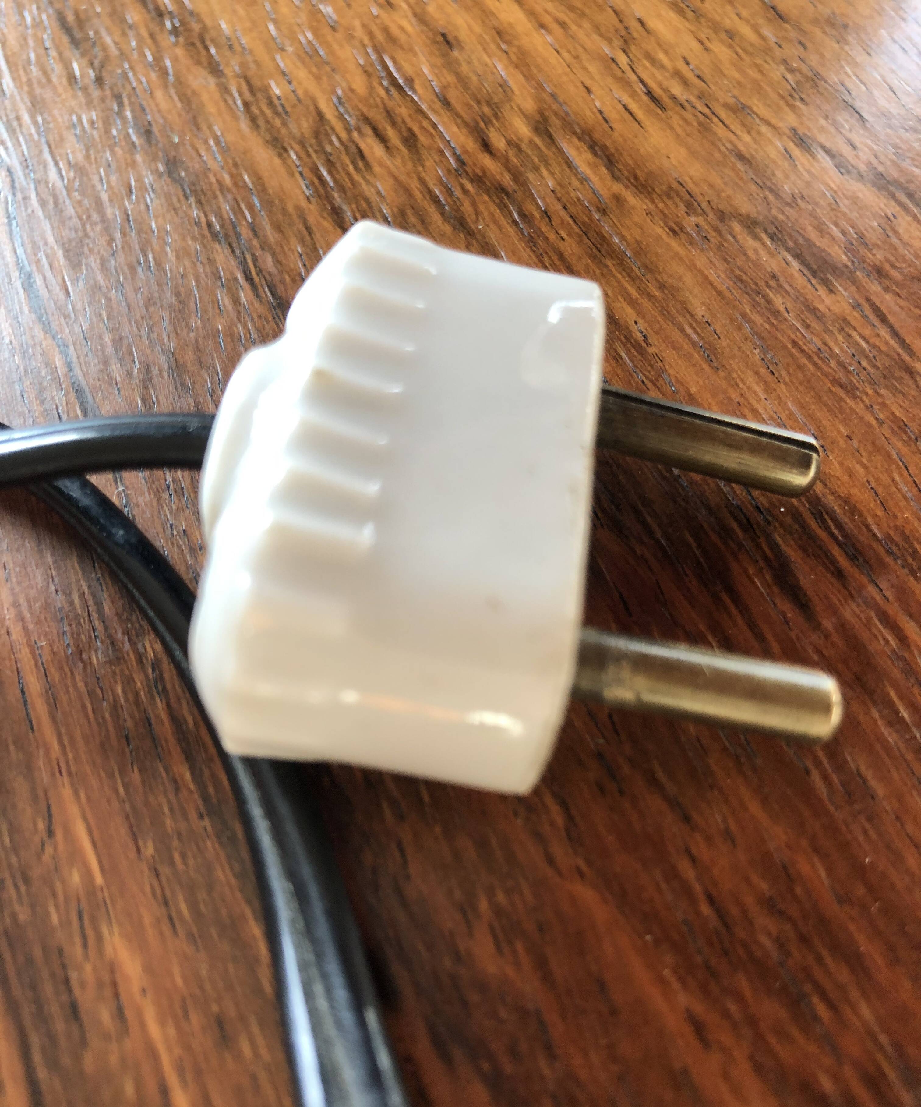 Art deco table lamp with hammered wrought iron base and tulip muller brothers lunéville signed