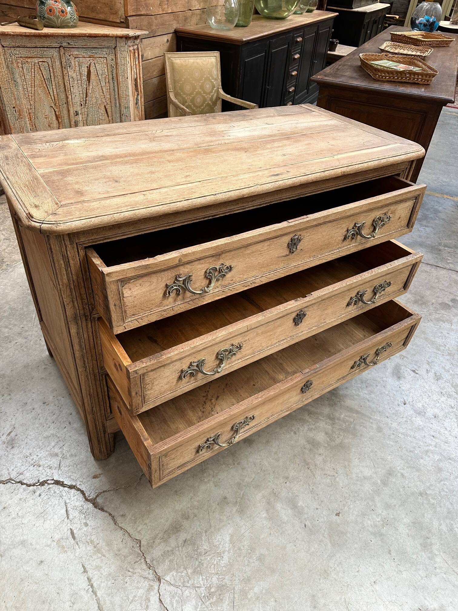 Commode en chêne Début XIXème