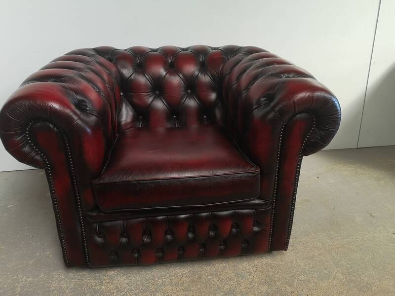 Chesterfield armchair burgundy leather