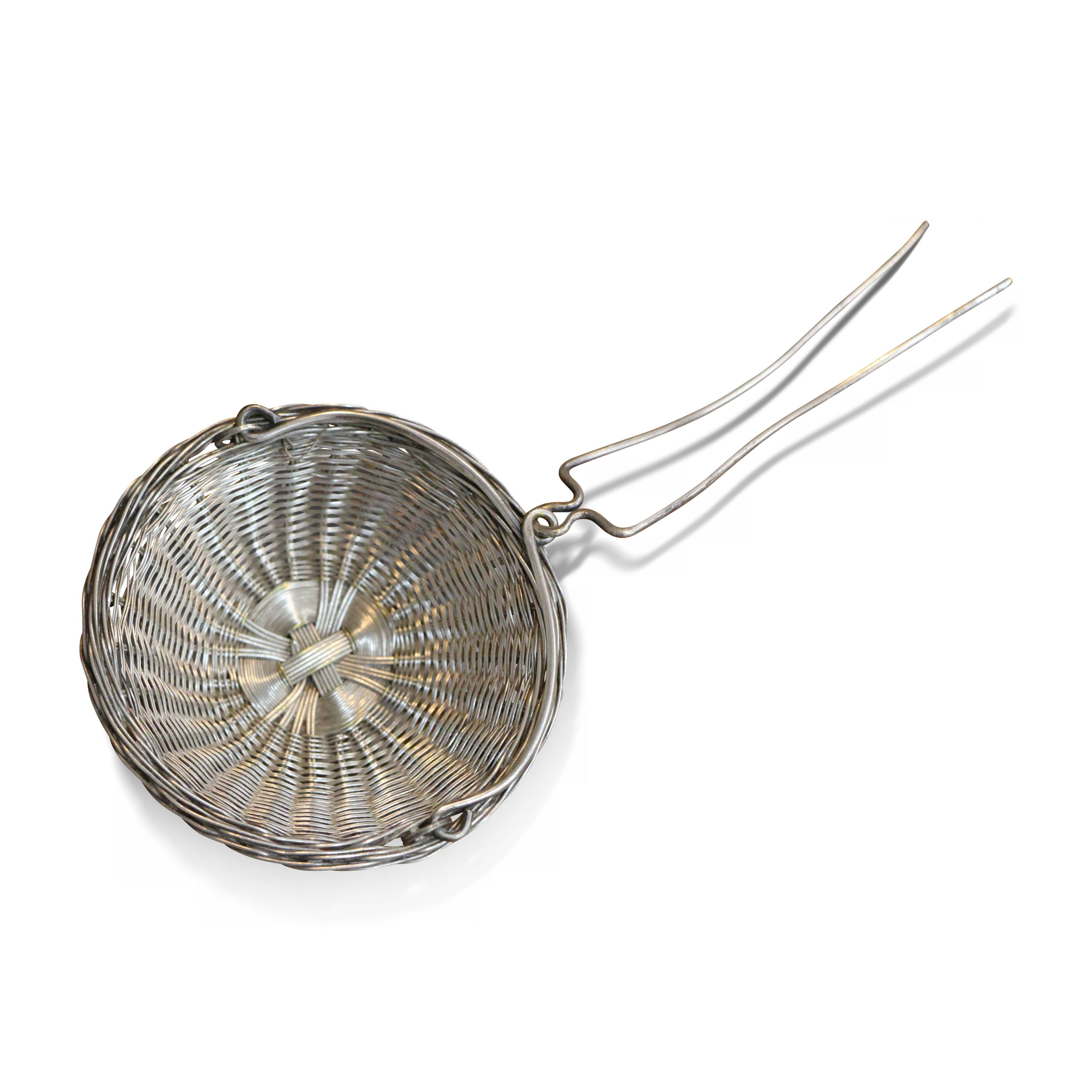 1 Silver Sauce Boat with 1 Silver Braided Strainer