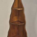 Corner shelf
