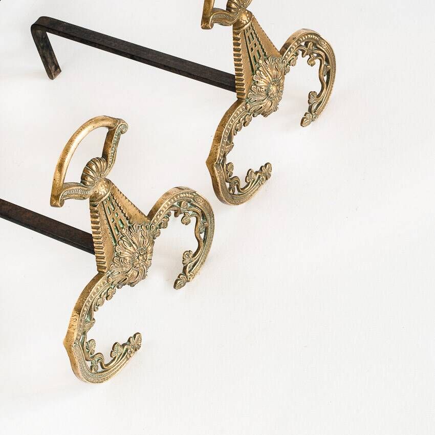 Antique bronze fire screen and fireplace accessories set. Game of seven. France, 1930s